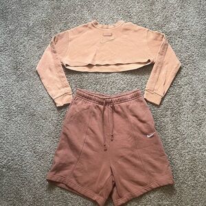 Nike Peach Crop Top